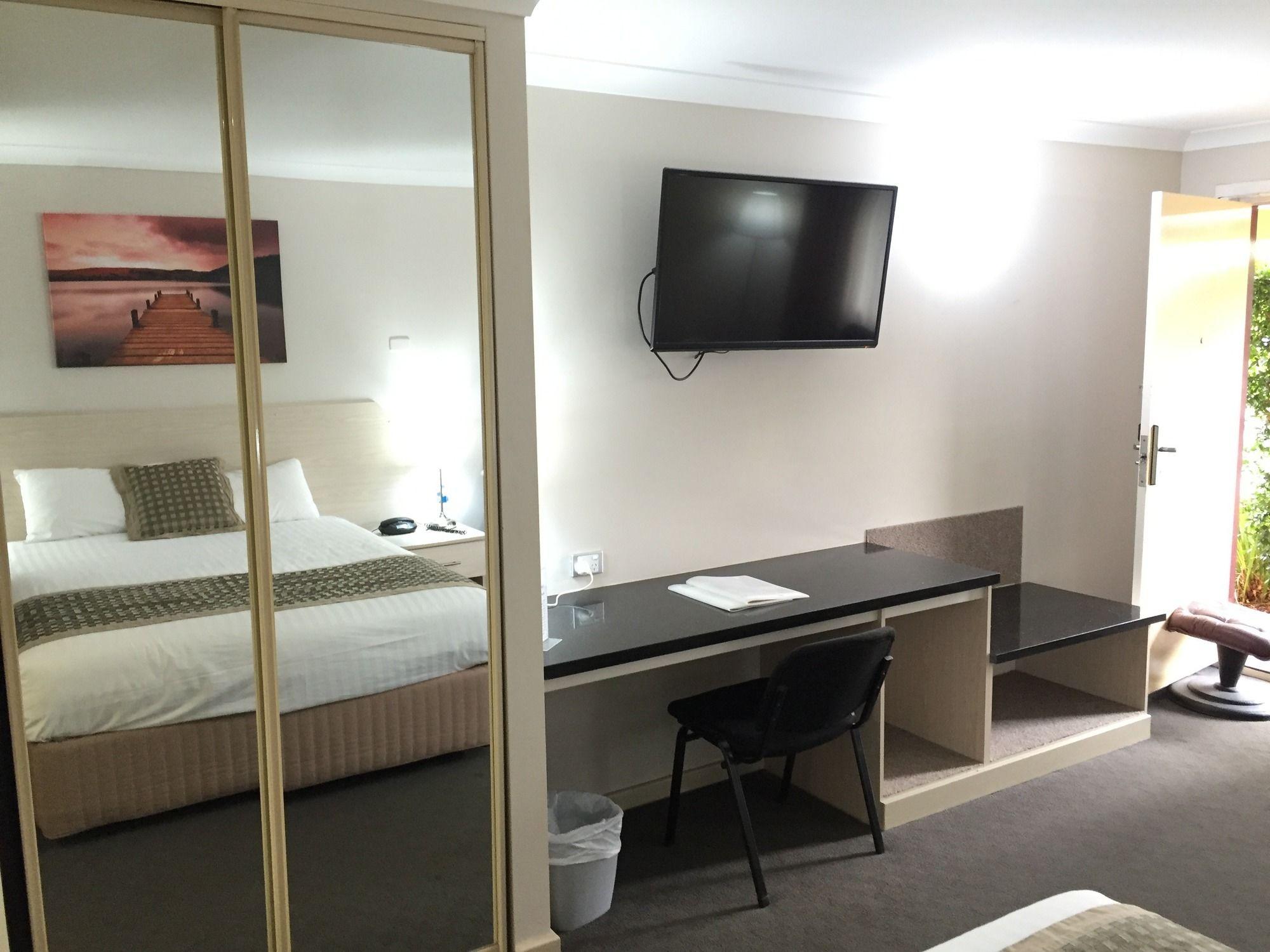 קלגורלי Quality Inn Railway Motel מראה חיצוני תמונה