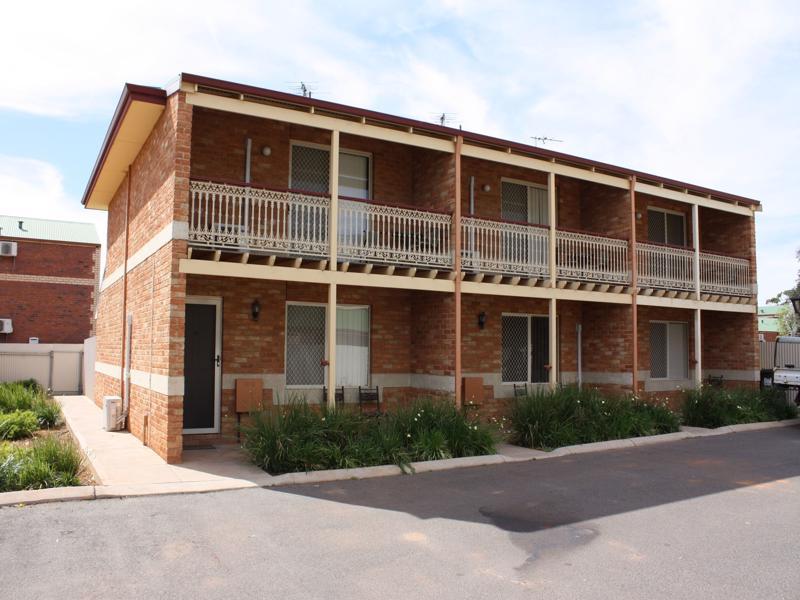 קלגורלי Quality Inn Railway Motel מראה חיצוני תמונה