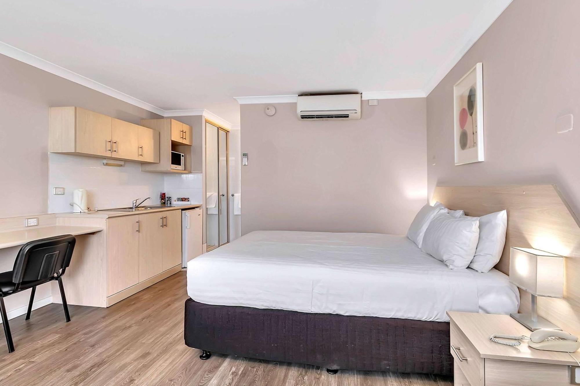 קלגורלי Quality Inn Railway Motel מראה חיצוני תמונה